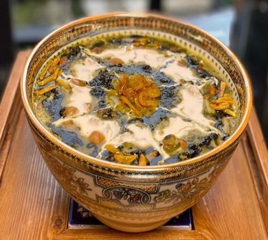 A visit to Iran isn’t complete without tasting Āsh-e Reshteh!