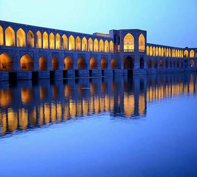 Khaju Bridge: A Palace Above the Water, a Symphony of Stone and Light