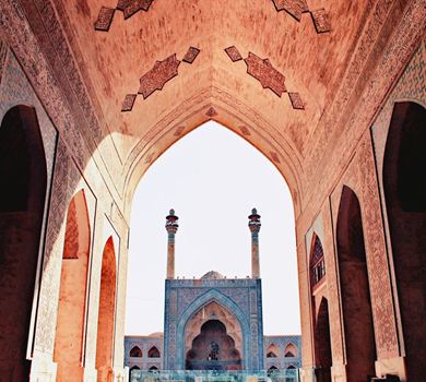  The Jameh Mosque of Isfahan   A Living Museum of Iranian Architecture