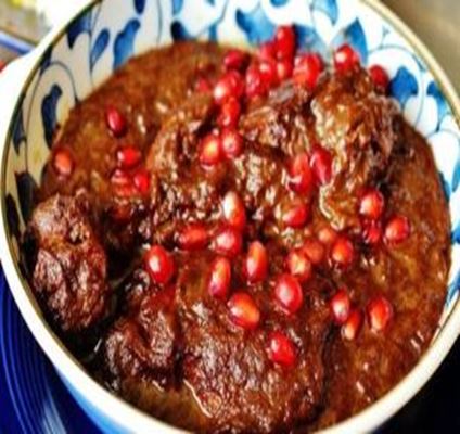 Khoresh-e Fesenjan