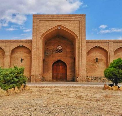 Fakhr Davoud Caravanserai: Eastern Iranian trade route lodging.