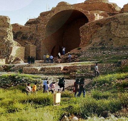 Azar Faranbagh Fire Temple