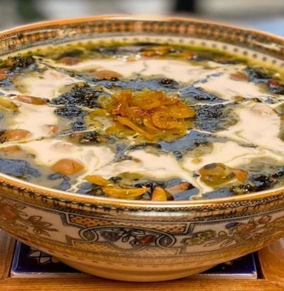 A visit to Iran isn’t complete without tasting Āsh-e Reshteh!