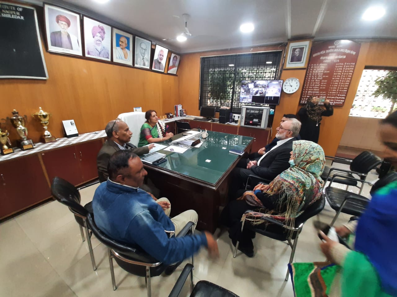 Mr. Amanollah Sayadi, Director of the Culture House of the Islamic Republic of Iran in Bombay, Visited Vasantrao Naik Government Institute of Arts and Social Sciences, in Nagpur, 