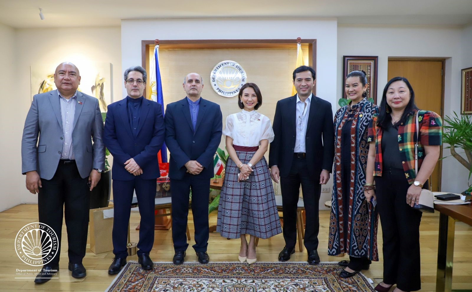 Examining the ways to strengthen bilateral tourism relations between Iran and the Philippines