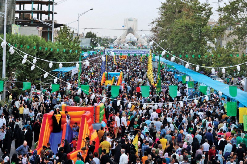 In Tehran, the Eid Ghadir celebration was held in a length as long as ten kilometers