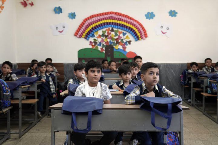 Education space per student in Iran, literacy rate improved