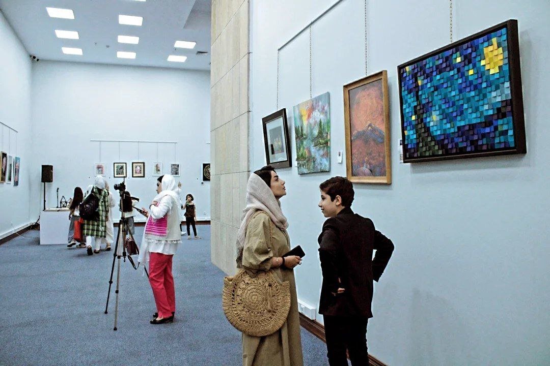 Artists confront climate crisis in “A Final Gaze at Earth's Breaths” exhibition 