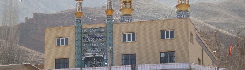 Imamzadeh Seyyed Esmaeil Shrine and the Centuries-Old Plane Trees of Zaviyeh