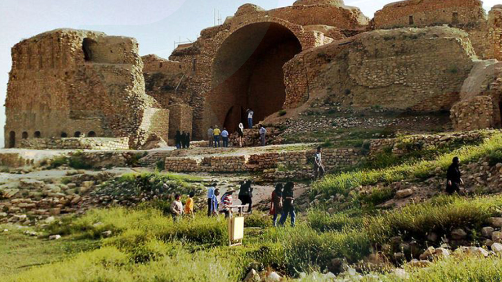 Azar Faranbagh Fire Temple