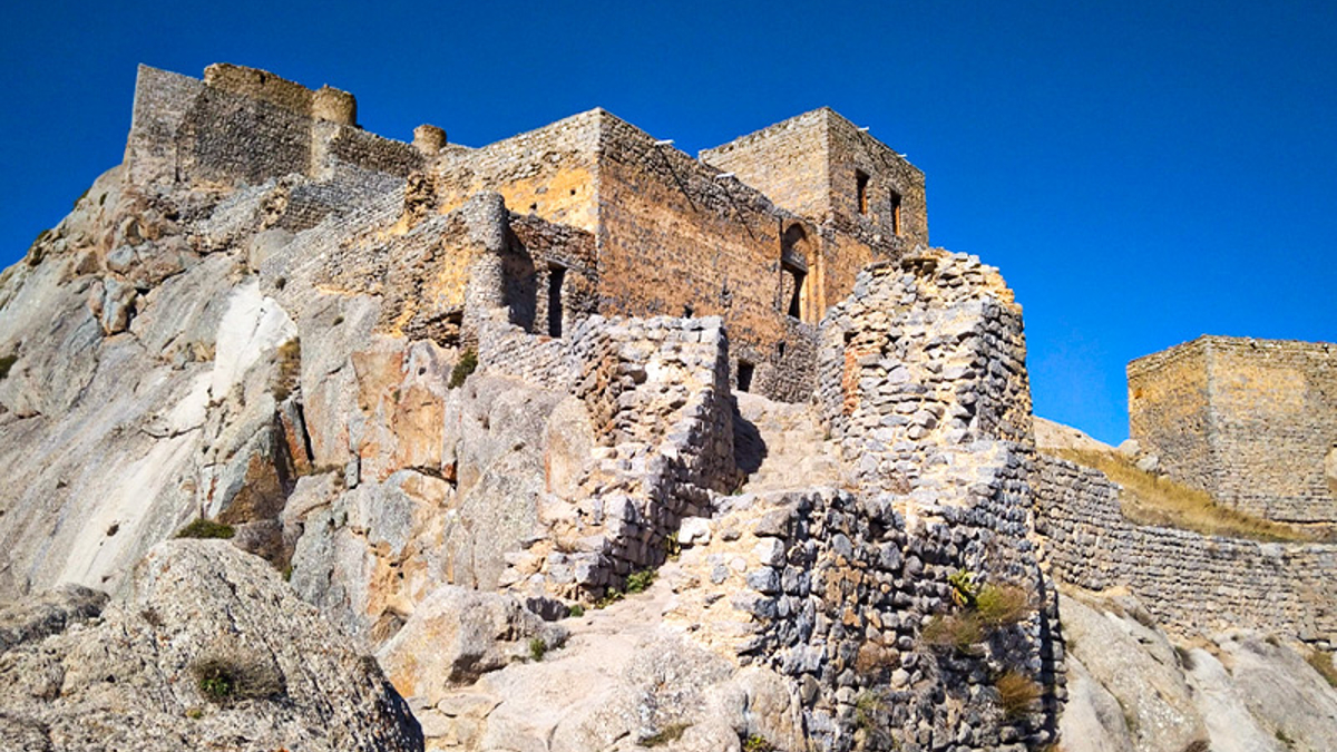 Babak Fort