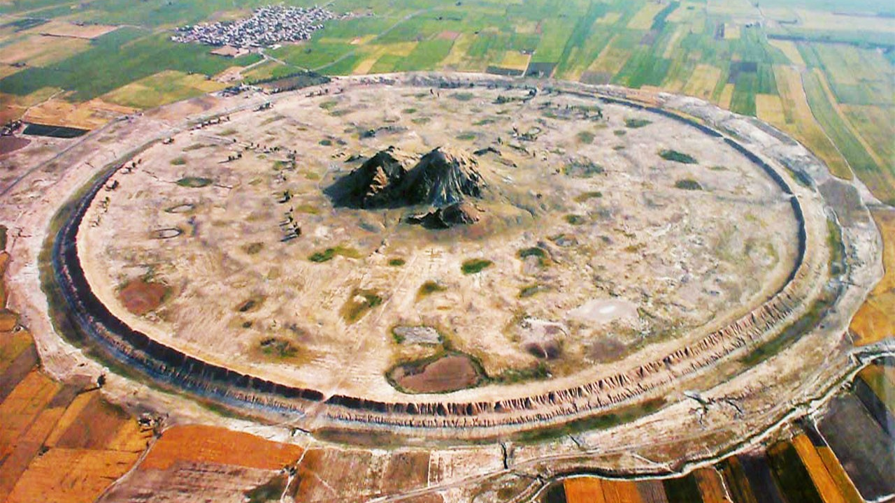 The Ancient City of Darabgerd