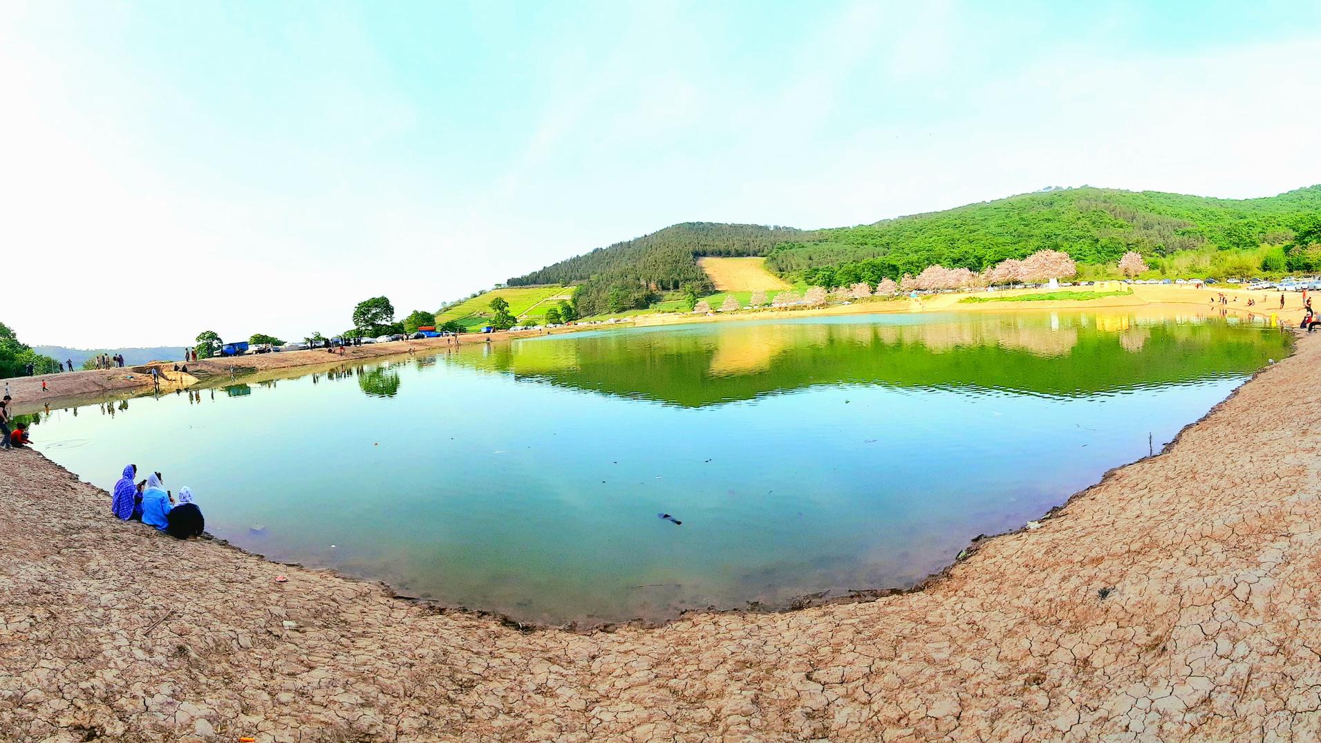 Toshan Lake — A Perfect Destination for an Unforgettable Nature Trip in the Province