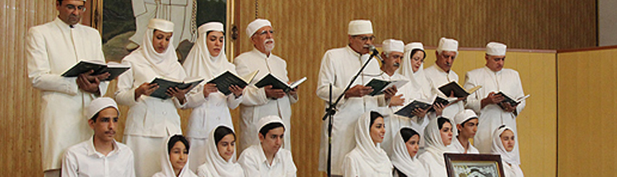 Traditional Clothing of Iranian Zoroastrians