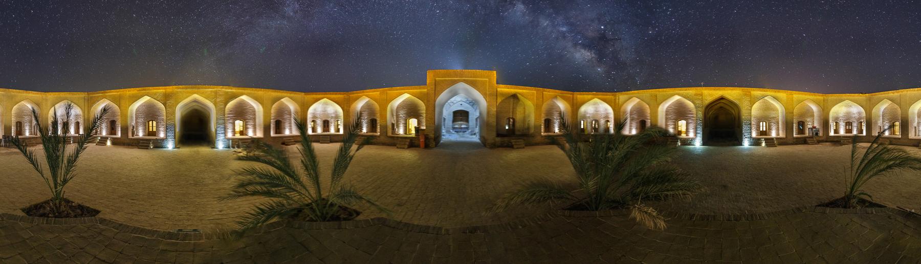 Maranjab Caravanserai and Its Wonders Amid the Scorching Desert