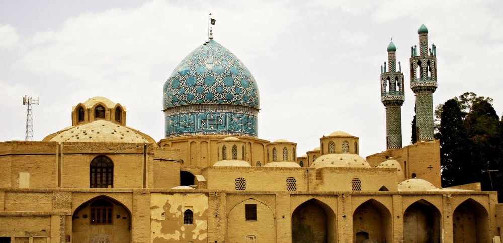 Kerman_000874111_1