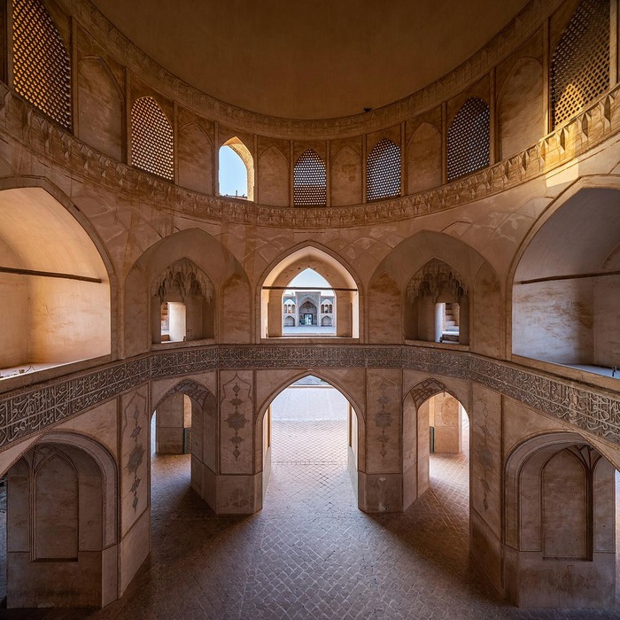 Yeganehtours.com_Kashan_Aghabozorg_Mosque_24_1