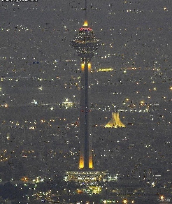 nody-زیبایی-برج-میلاد-تاریکی-شب-تهران-عکس-1729452257_1