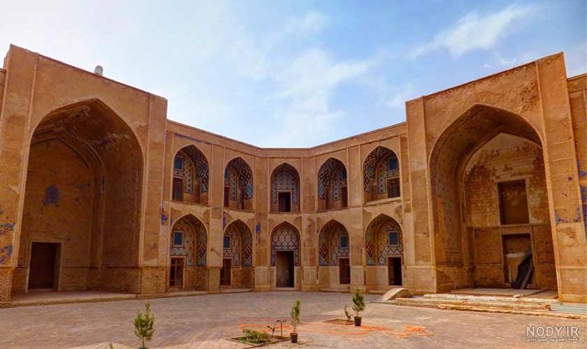 nody-عکس-مدرسه-غیاثیه-1635769643_1_1