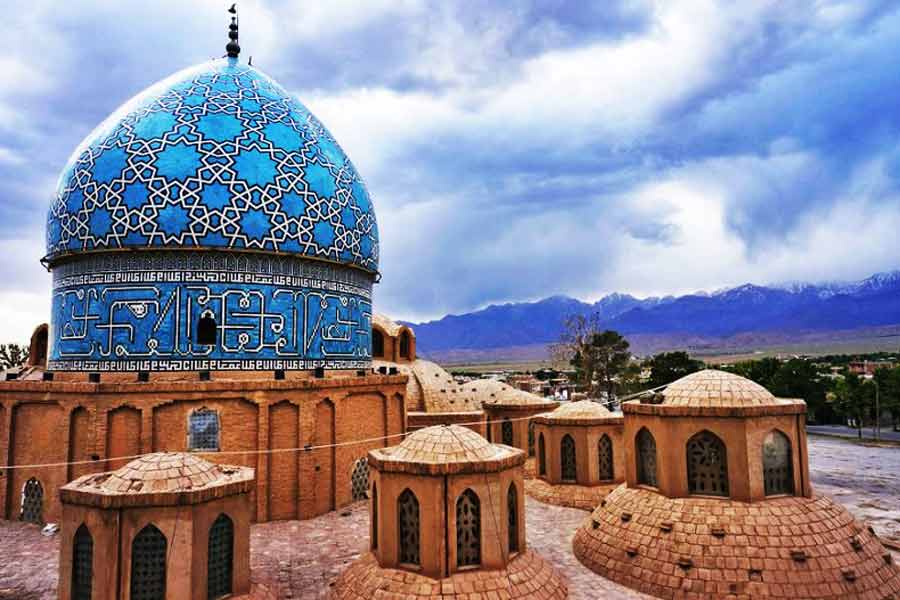 آستانه-شاه-نعمت-الله-ولی_1
