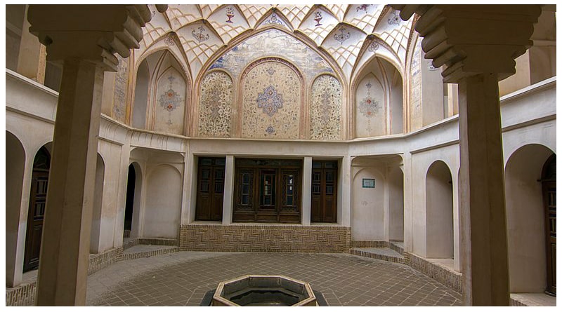نقوش-و-گره-در-معماری-خانه-طباطبایی_1