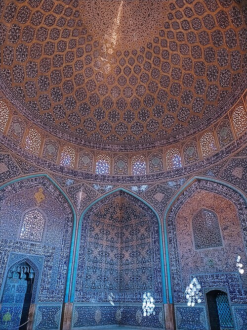 نمای-داخلی-گنبد-مسجد-شیخ-لطف-الله-اصفهان_1