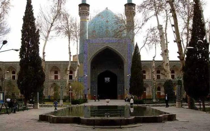 1683366614_442_مدارس-تاریخی-ایران_2